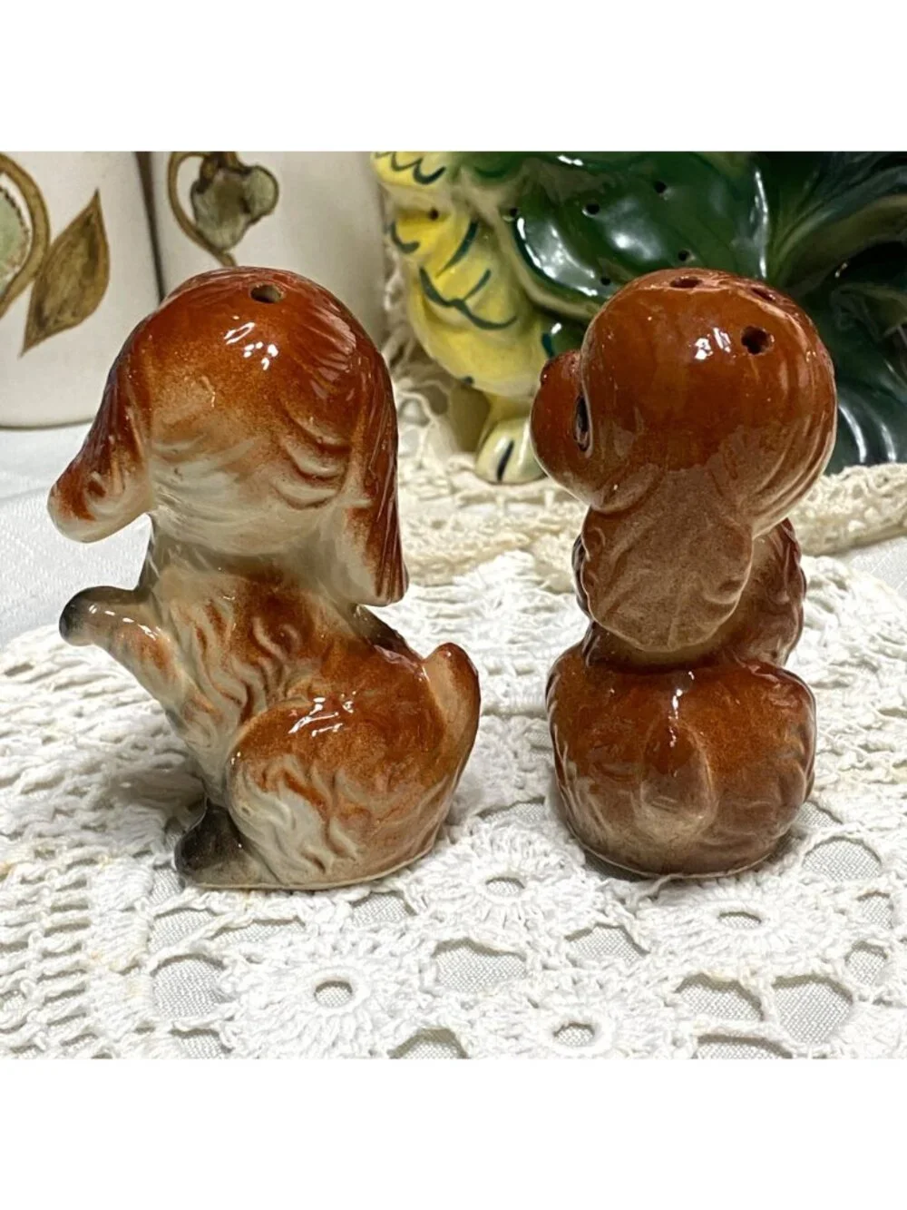 Vtg Begging Cocker Spaniel Mid-Century Salt & Pep Shakers Japan Anthropomorphic